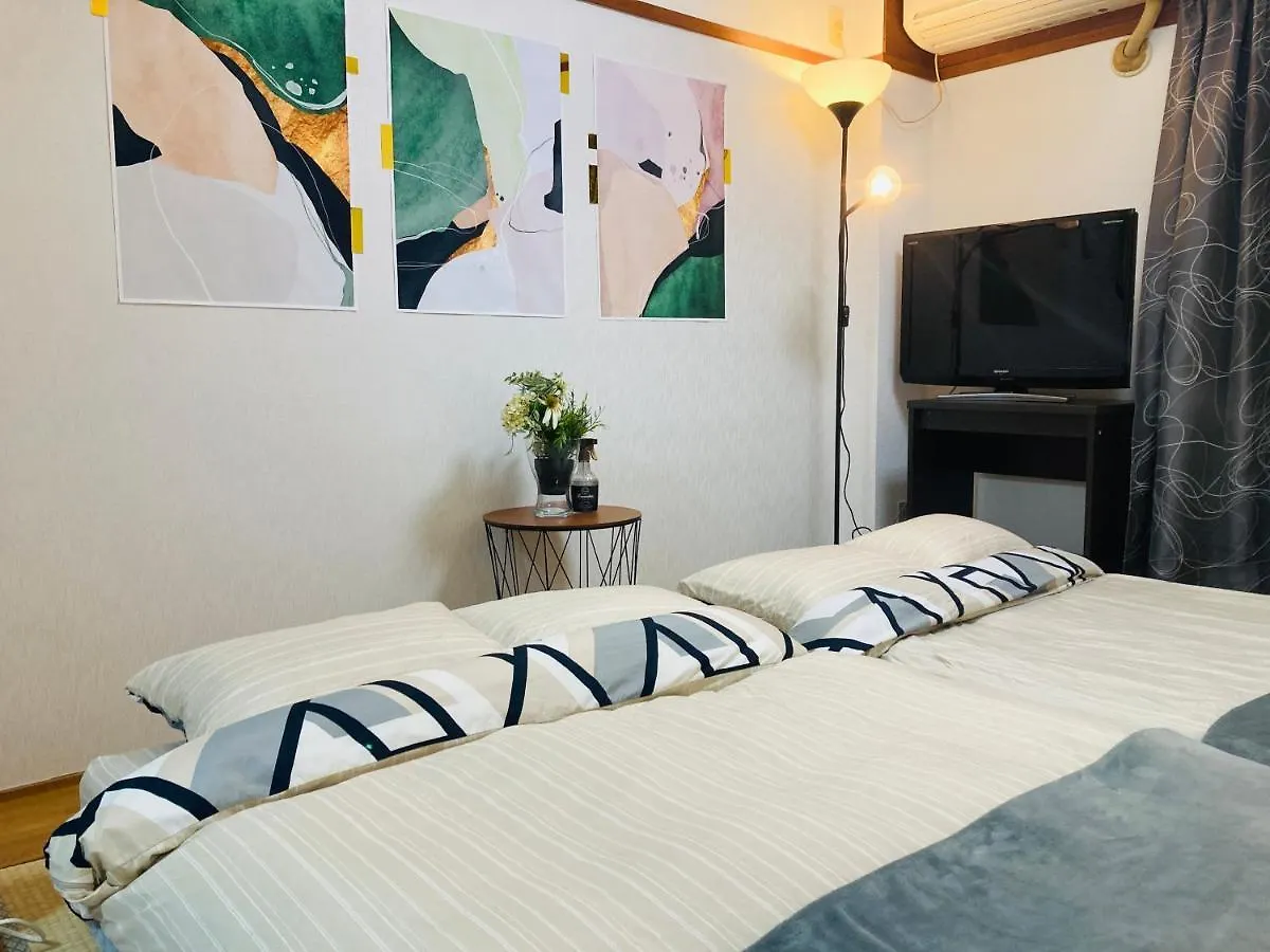 レオラ鶴橋3 Apartment